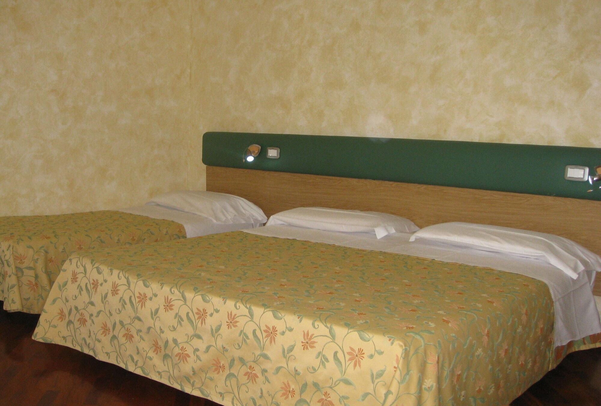 Hotel Vega Perugia Exterior foto